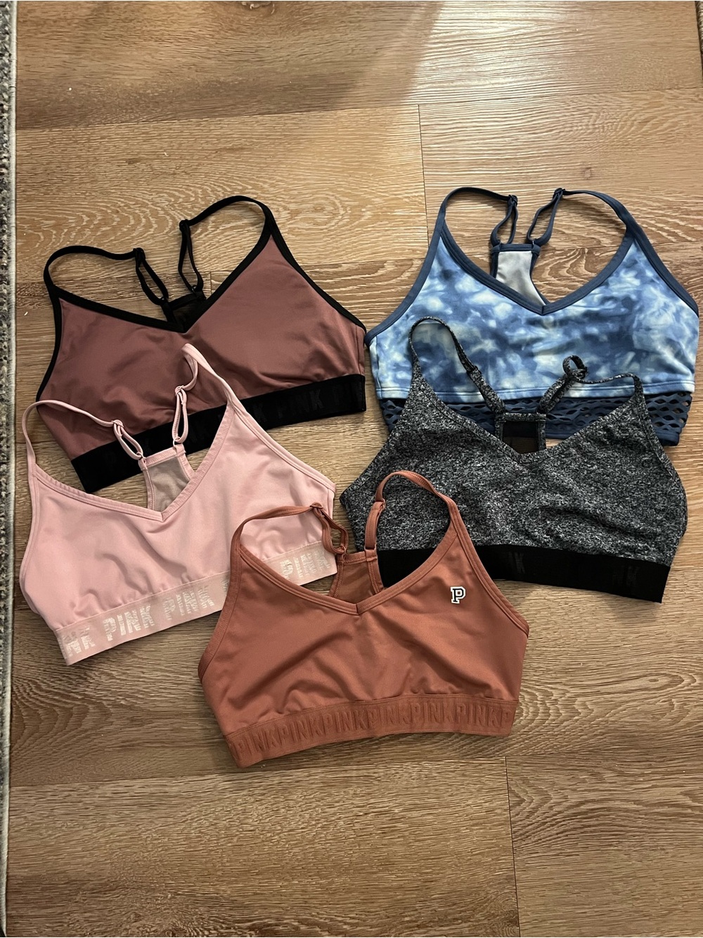 X5 VS Pink Sport Bras